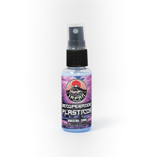 RECUPERADOR Y ABRILLANTADOR DE PLÁSTICOS Y NEUMÁTICOS - 30ML